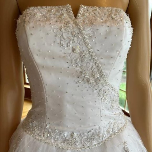 *MoriLee White Beads Strapless Satin Tulle Full Wedding Dress Bridal Gown Size 4 - Picture 4 of 16